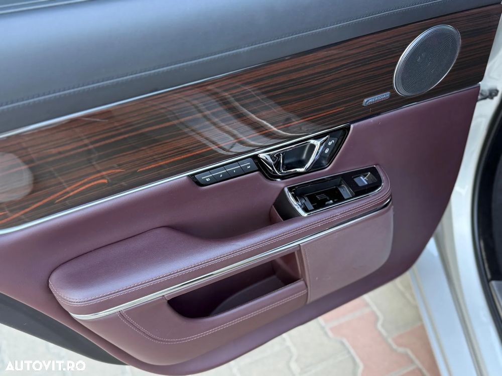 Jaguar XJ 30d Premium Luxury - 25