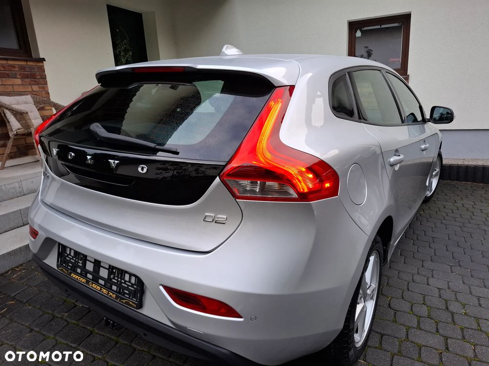 Volvo V40 D2 Kinetic - 37