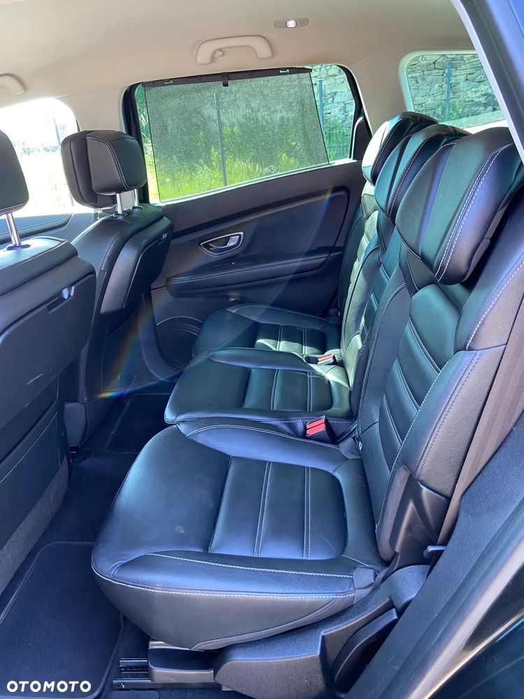 Renault Scenic - 31
