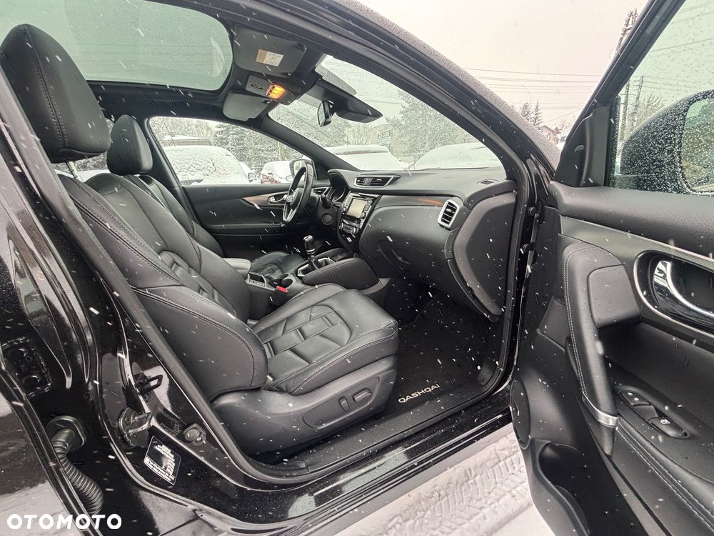 Nissan Qashqai 1.3 DIG-T TEKNA - 4