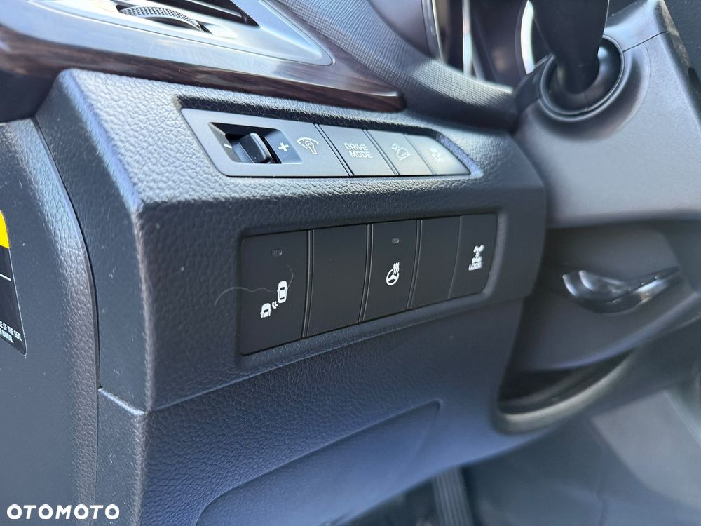 Hyundai Santa Fe 2.0 T Sport Utility - 23