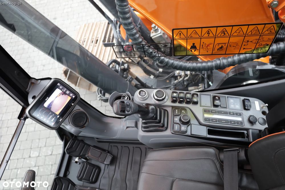 Doosan DX210LC-7 - 24