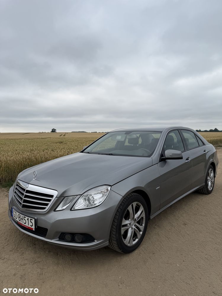 Mercedes-Benz Klasa E 220 CDI BlueEff Avantgarde - 3