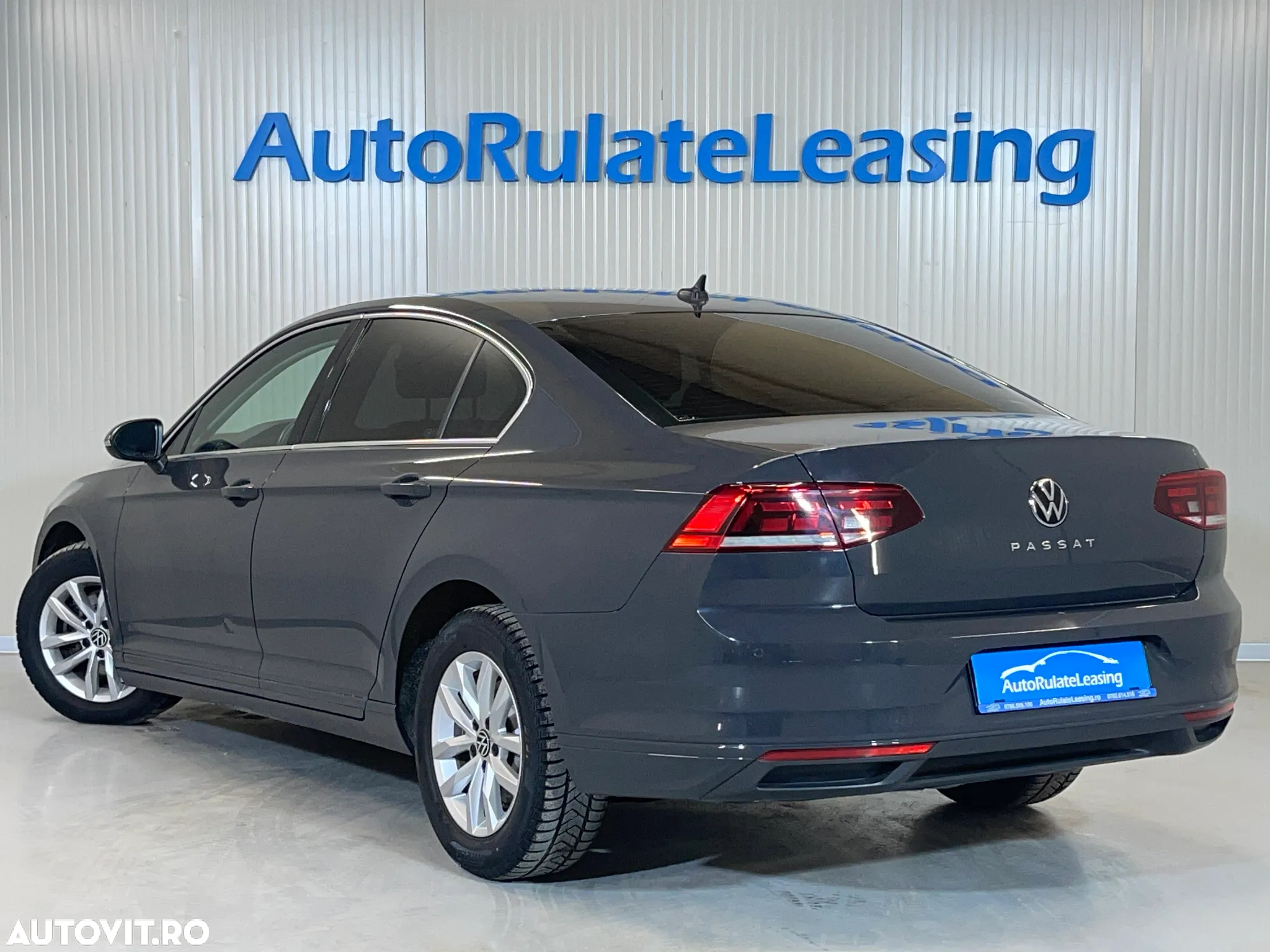 Volkswagen Passat 2.0 TDI DSG Comfortline - 4