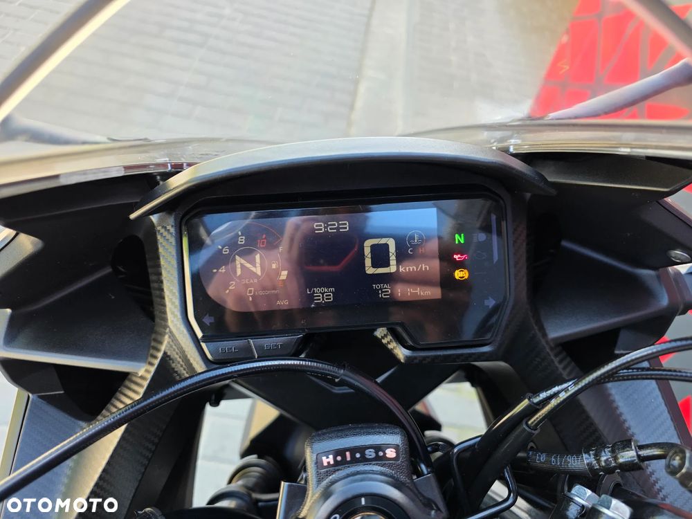 Honda CBR - 18