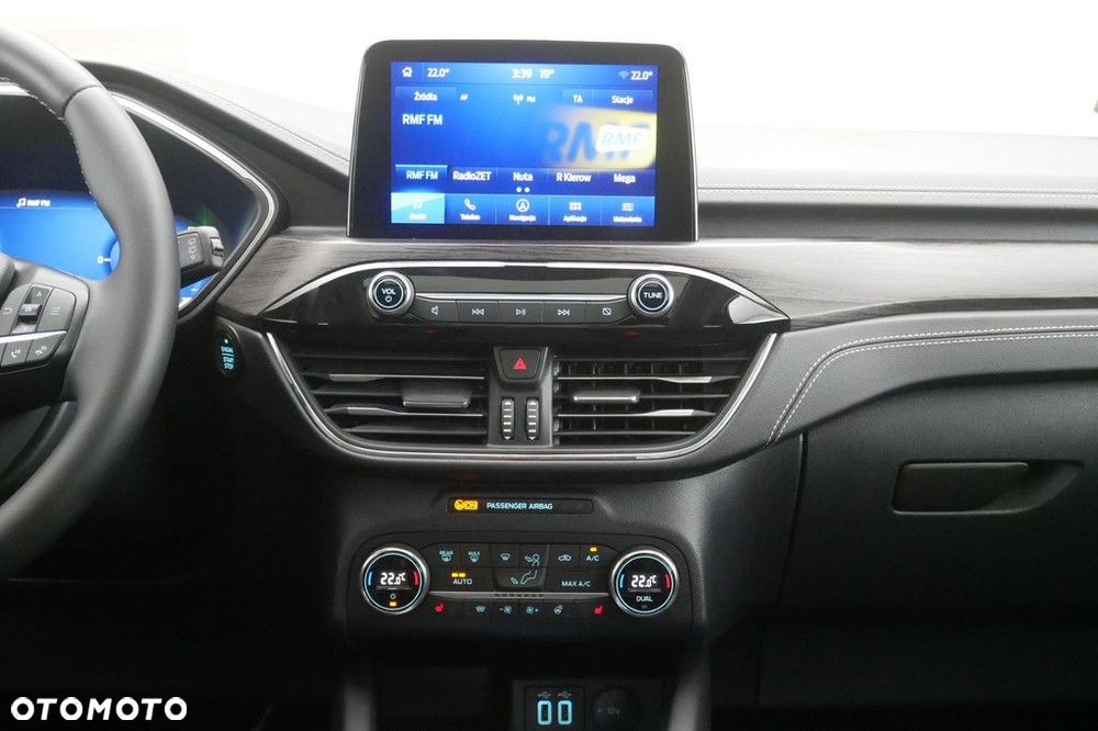 Ford Kuga - 10