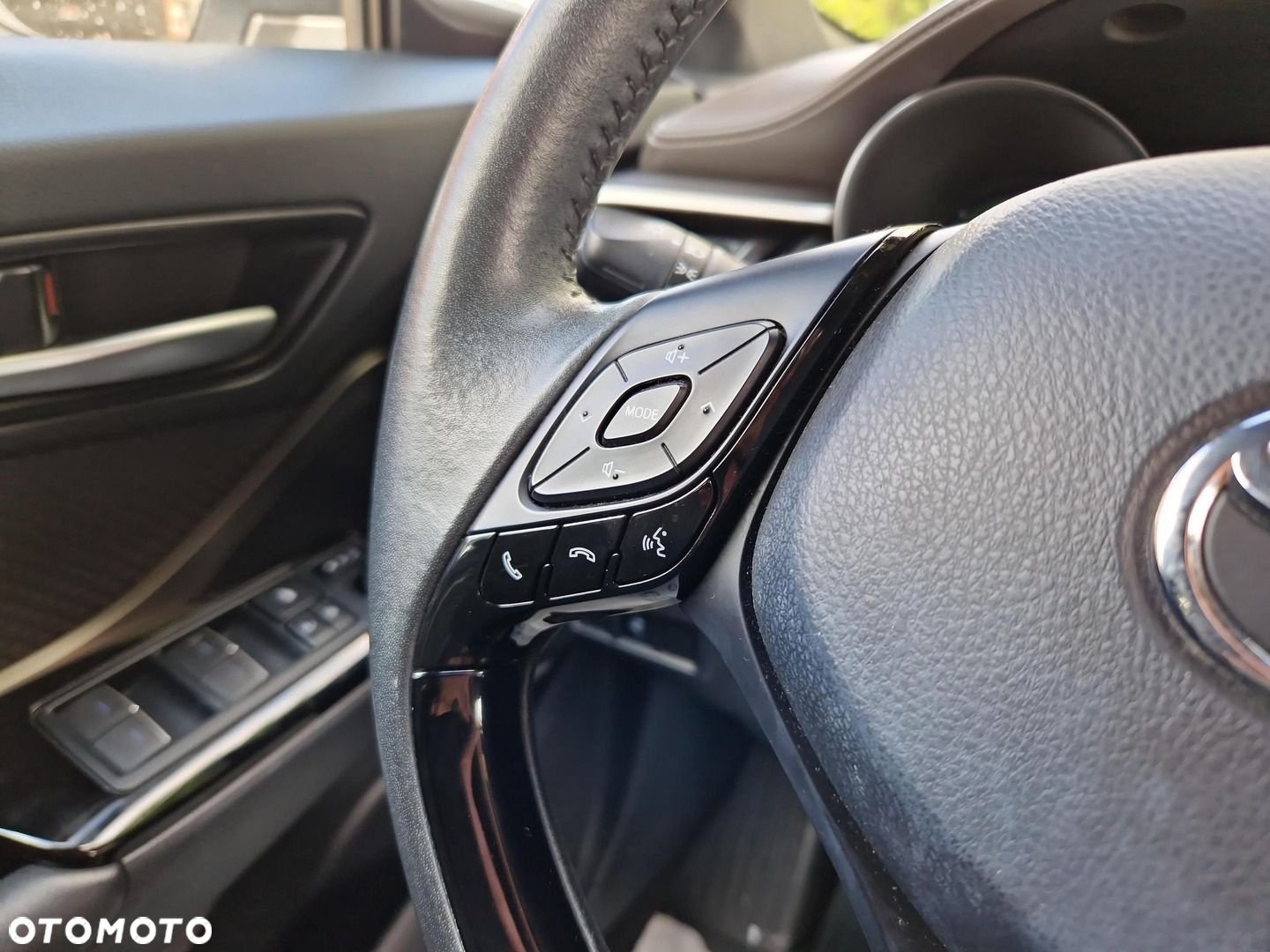 Toyota C-HR - 23
