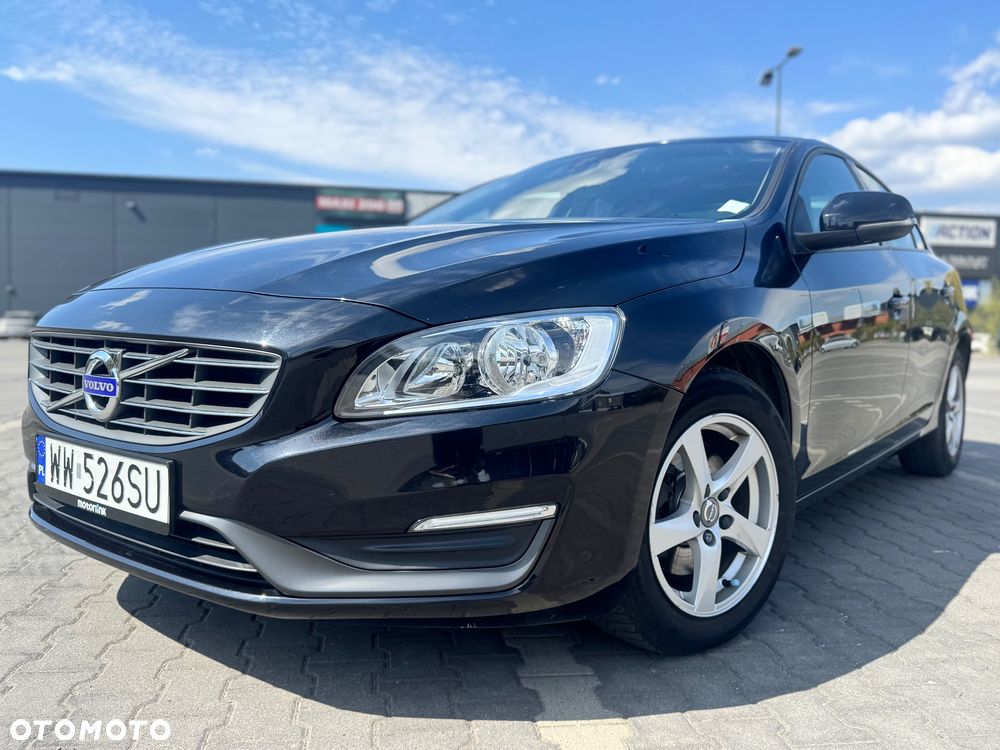 Volvo S60 D2 Momentum - 2