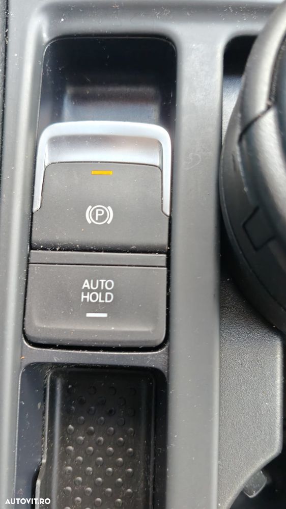 Volkswagen Golf 1.6 TDI Trendline - 29