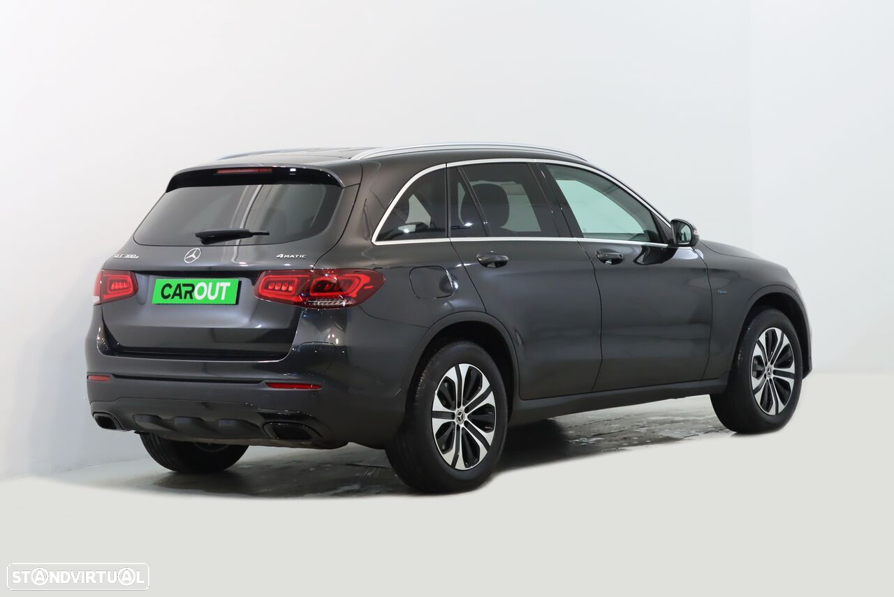 Mercedes-Benz GLC 300 e 4Matic - 2