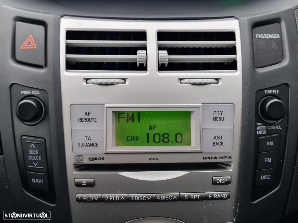 Toyota Yaris 1.3 Sol - 3