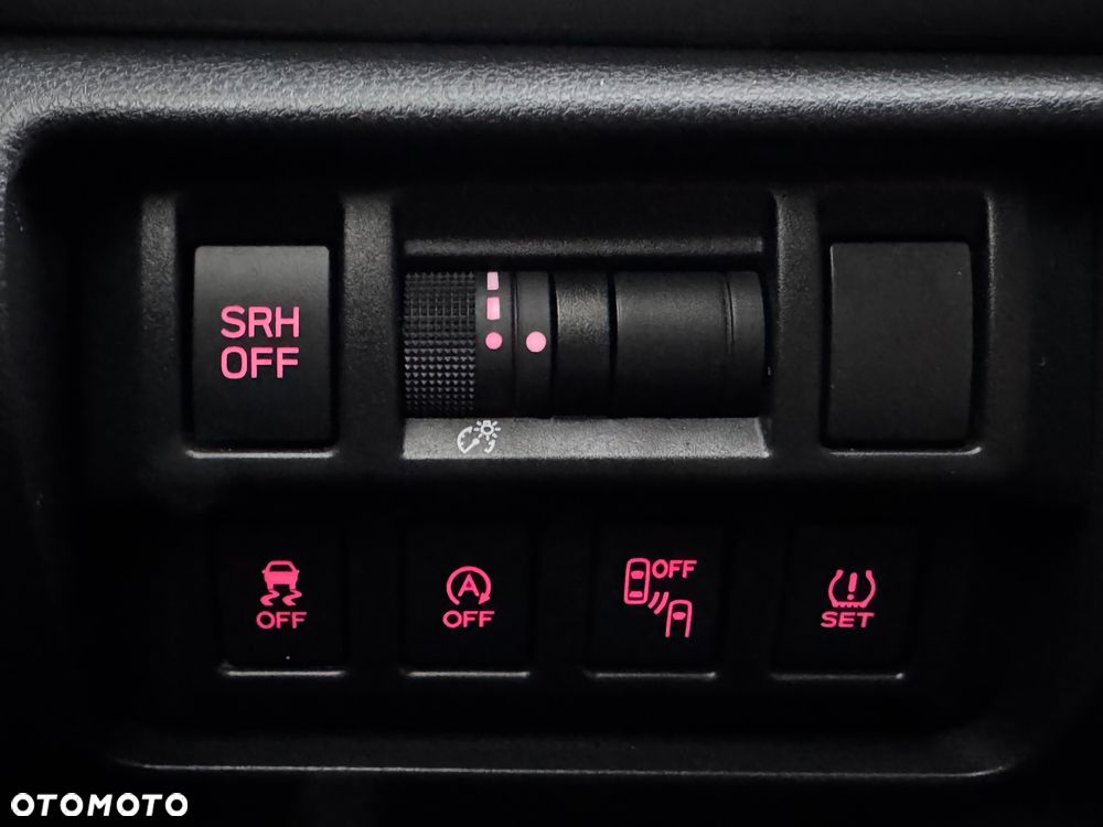 Subaru XV 2.0i Lineartronic Exclusive+ - 36