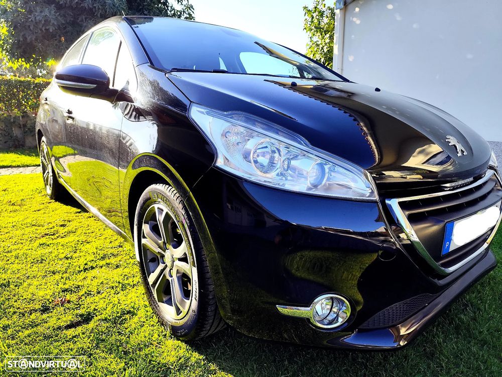 Peugeot 208 1.4 HDi Allure - 4