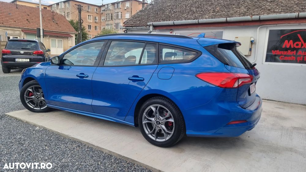 Ford Focus - 4