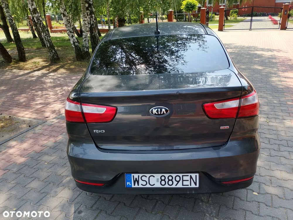 Kia Rio 1.6 EX Top - 6