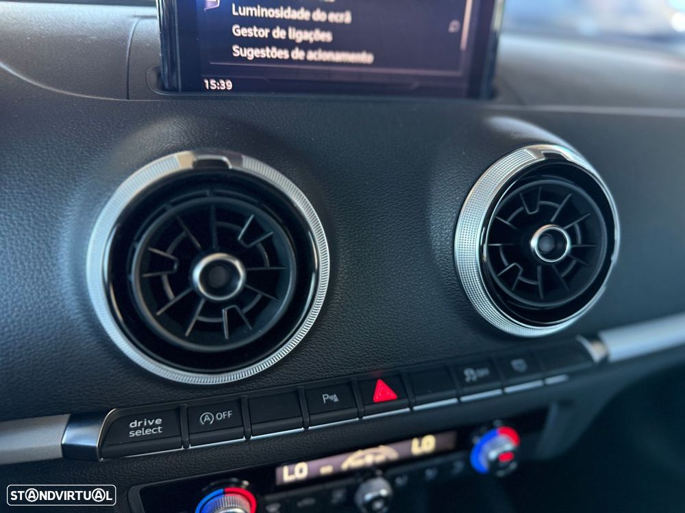 Audi A3 Sportback 2.0 TDI Sport - 38