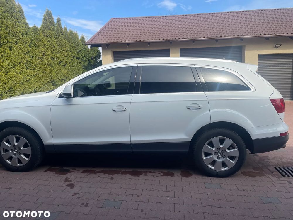 Audi Q7 - 4