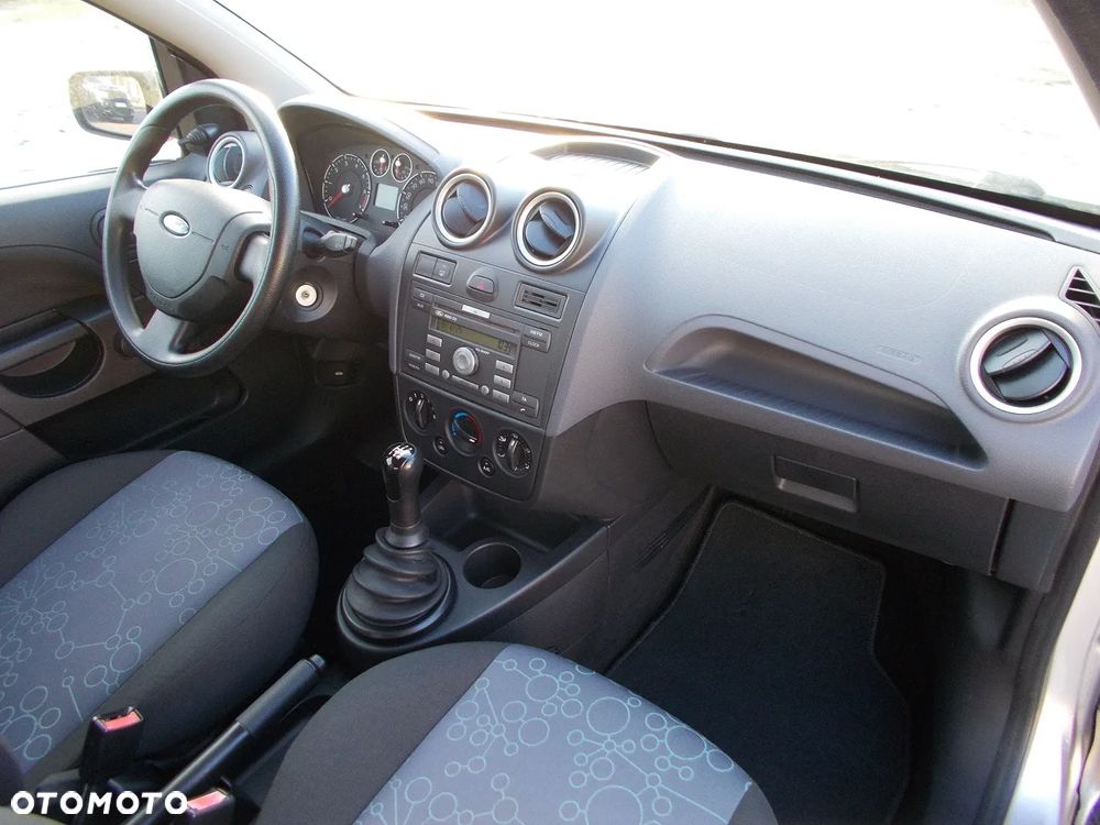 Ford Fiesta 1.3 Style - 13