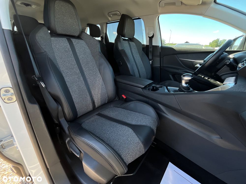 Peugeot 5008 PureTech 130 Stop & Start Allure - 22