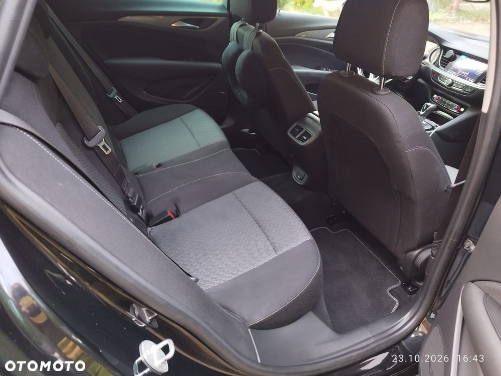 Opel Insignia - 13