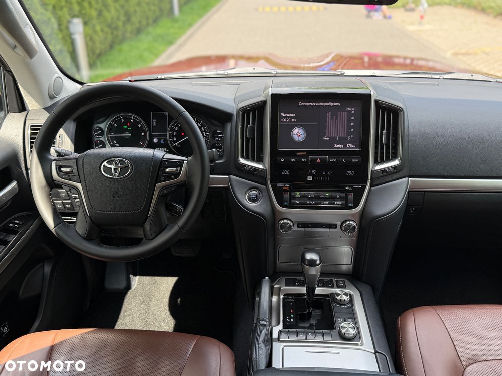 Toyota Land Cruiser LC 4.6 Limited 7os - 11