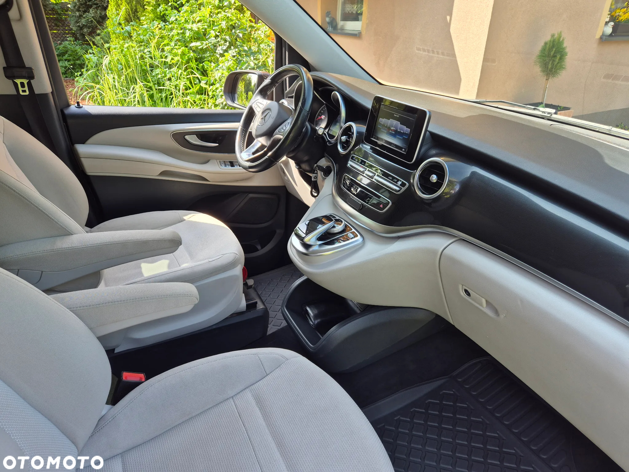 Mercedes-Benz Klasa V 220 (BlueTEC) d 7G-Tronic (d³ugi) - 16