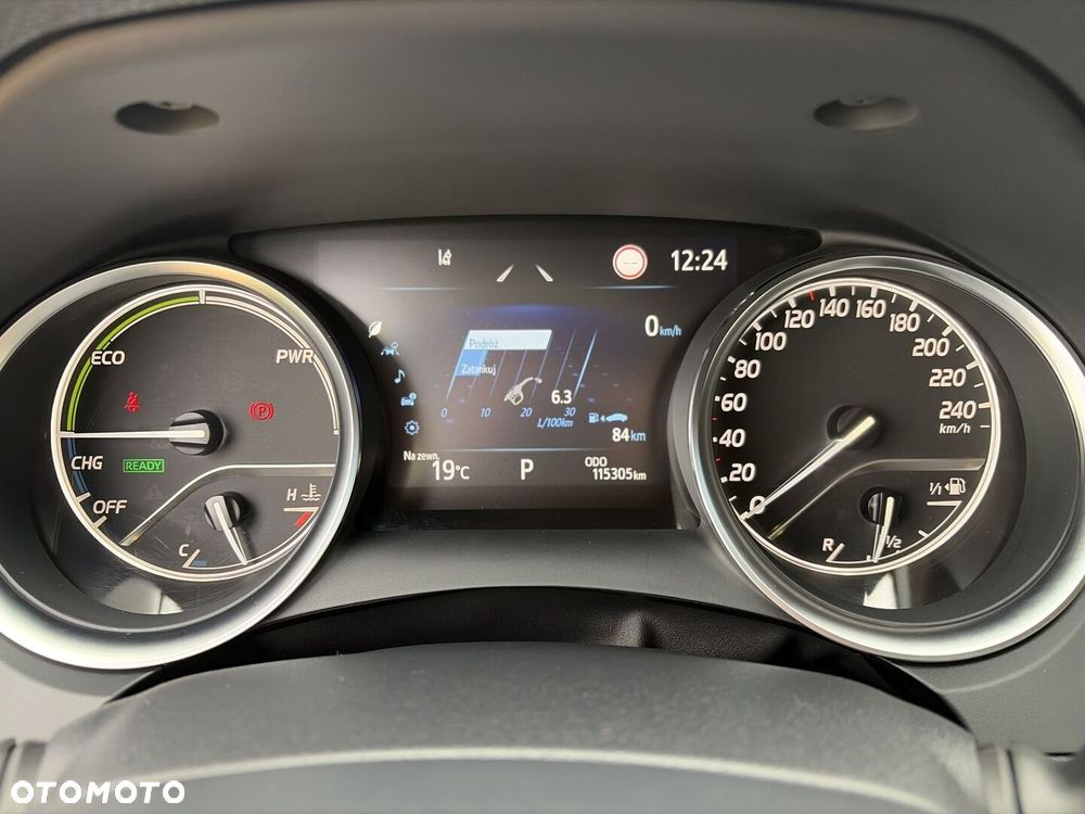 Toyota Camry 2.5 Hybrid Comfort CVT - 22