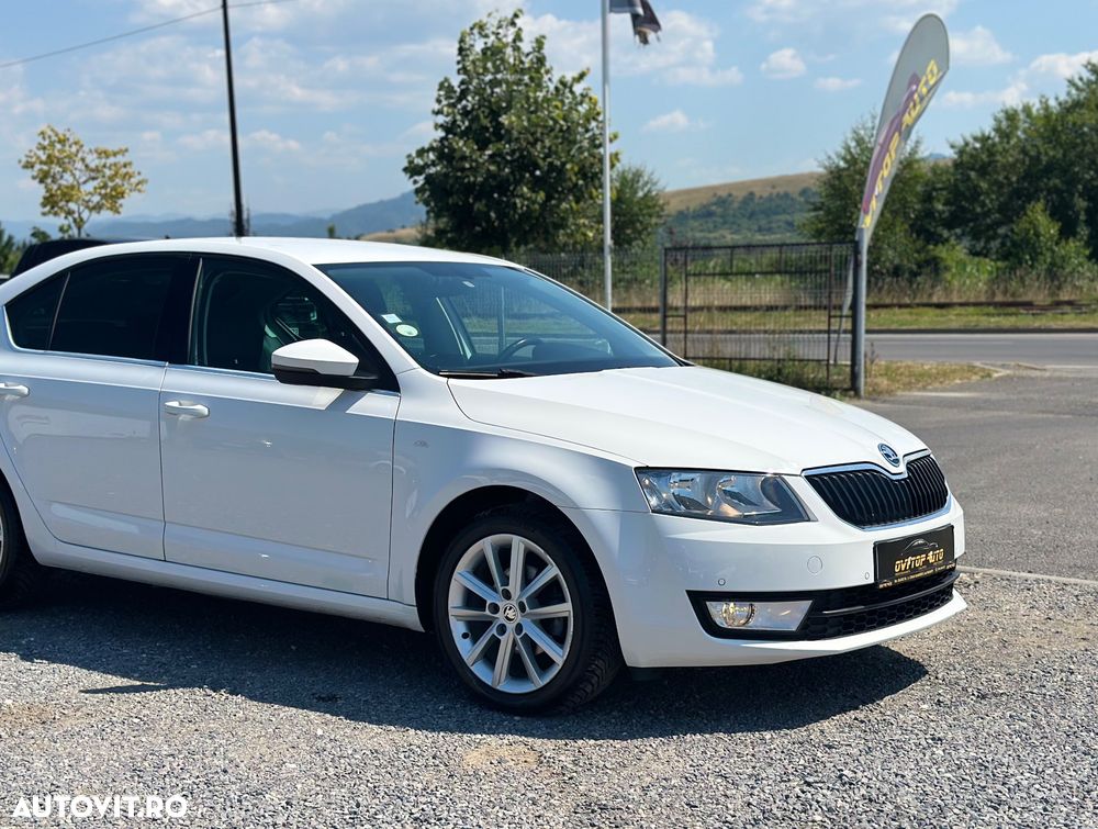 Skoda Octavia 1.6 TDI (Green tec) Ambition - 13