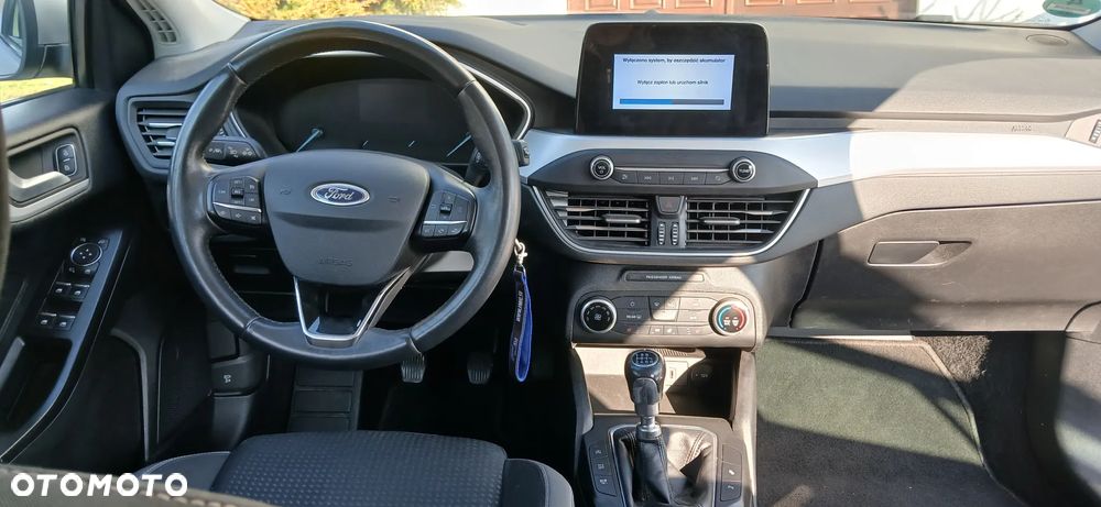 Ford Focus 1.0 EcoBoost Edition - 12