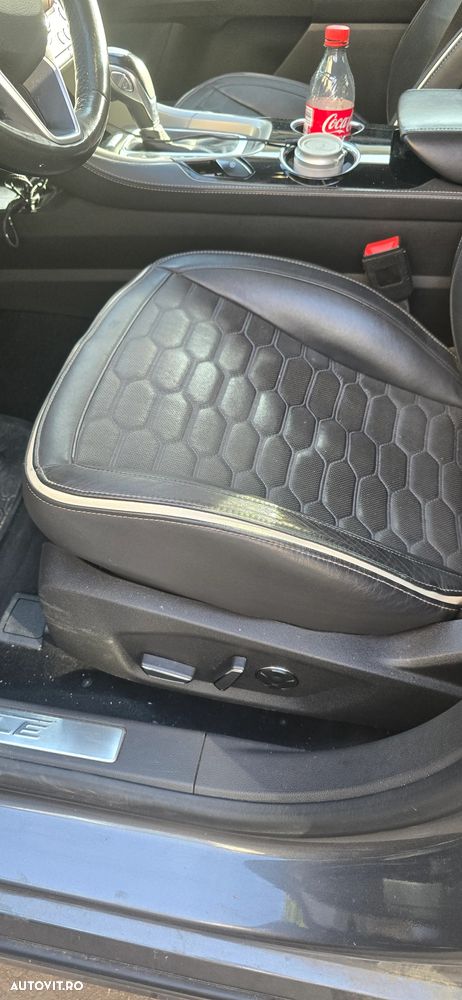 Ford Mondeo 2.0 HEV Vignale - 12