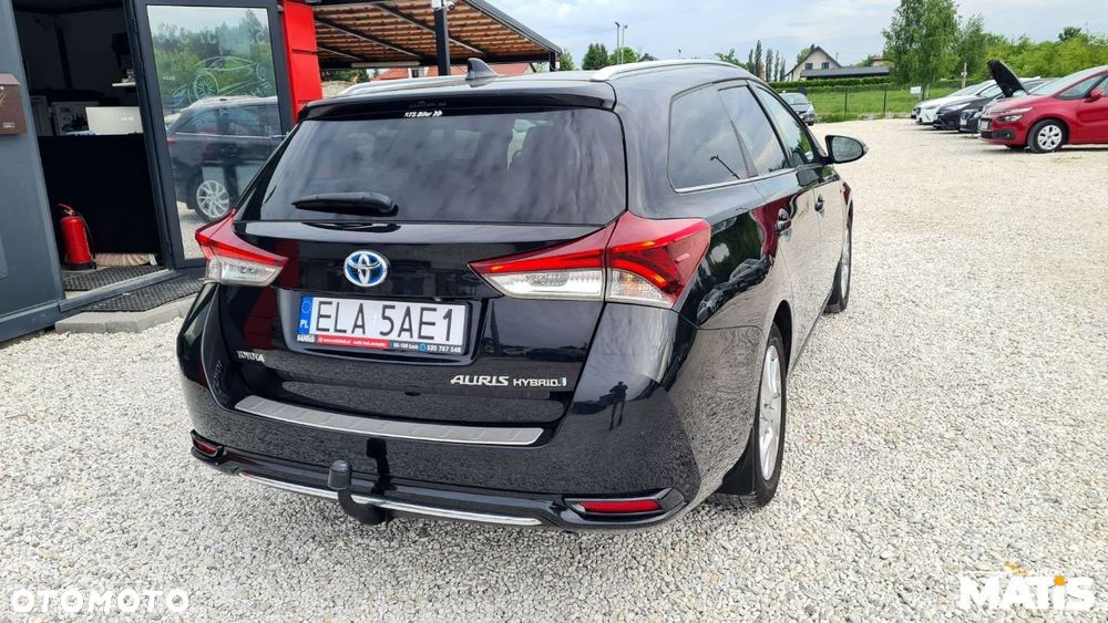 Toyota Auris - 13