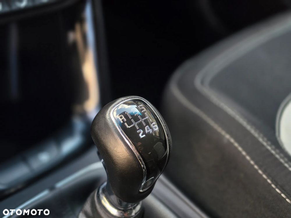 Kia Ceed - 19