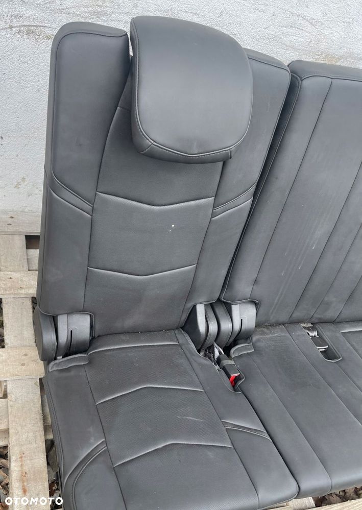 P2 CADILLAC ESCALADE IV 2014 - FOTEL KANAPA TYŁ TYLNA - 10