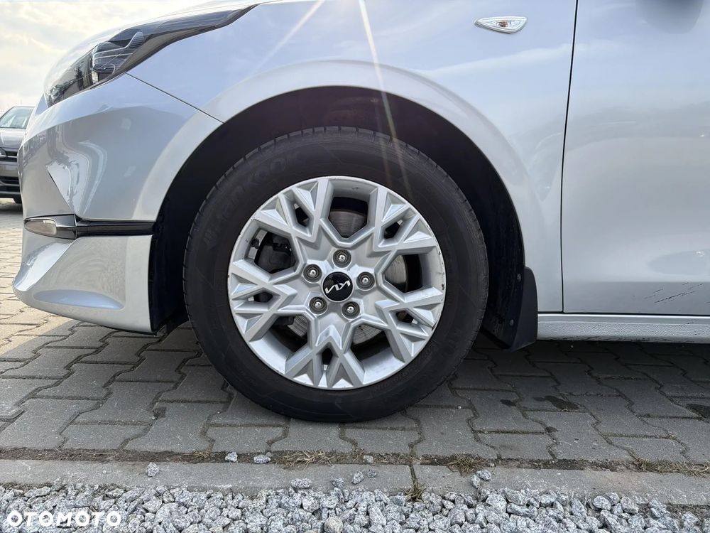 Kia Ceed 1.5 T-GDI M DCT - 11