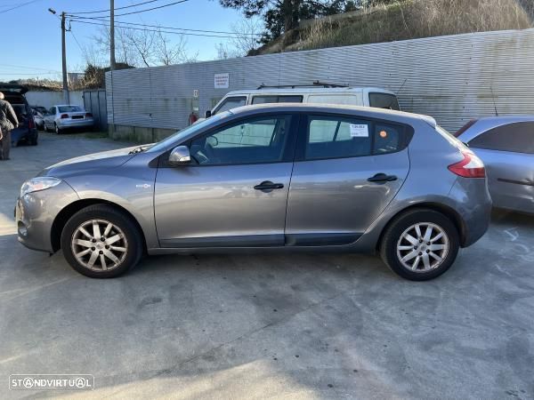 Para Peças Renault Megane Iii Hatchback (Bz0/1_) - 2