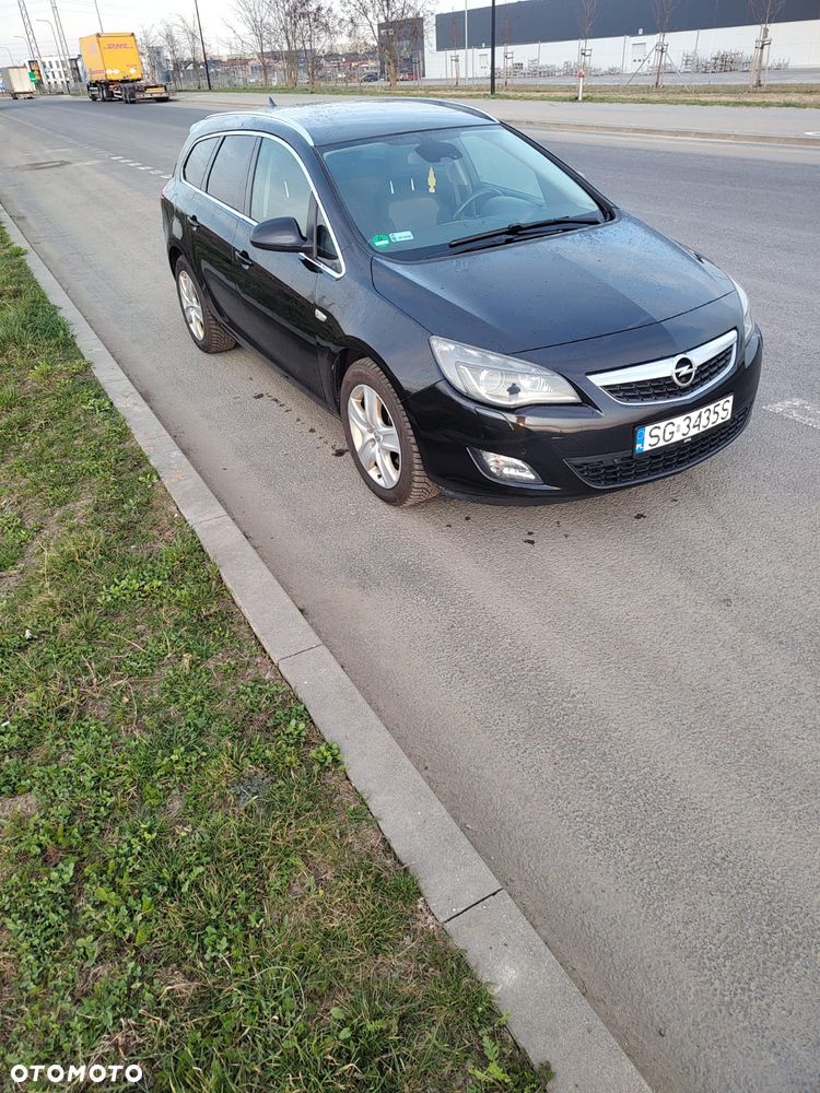Opel Astra 2.0 CDTI DPF Cosmo - 6
