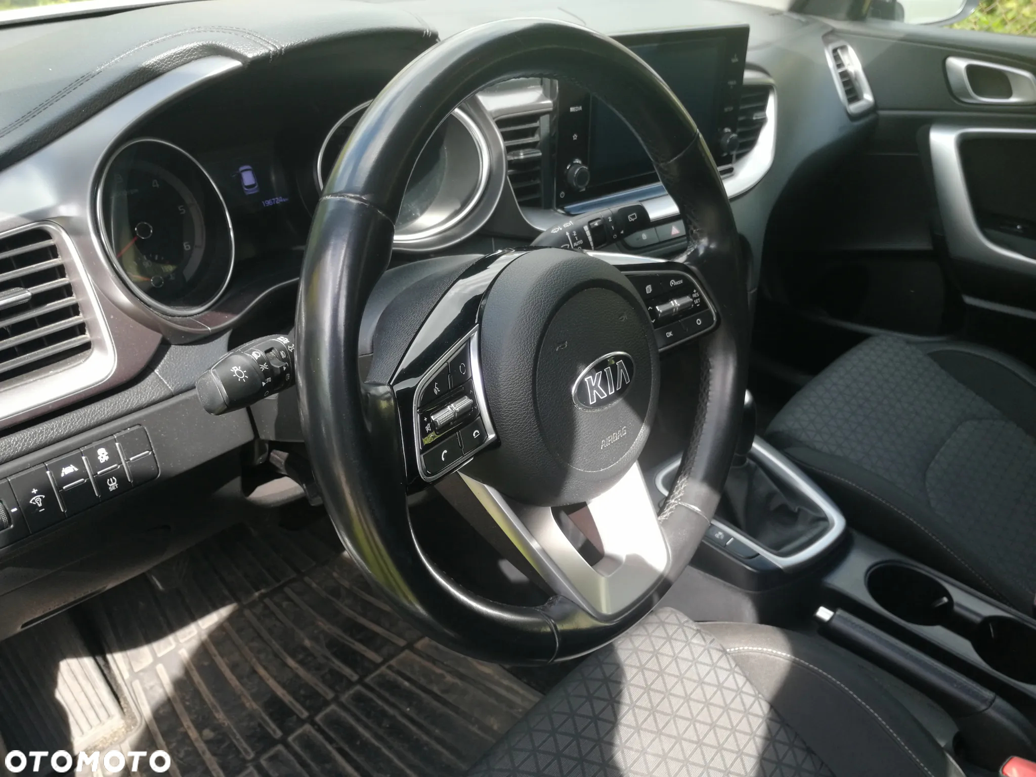 Kia Ceed 1.6 CRDi SCR L Business Line - 8
