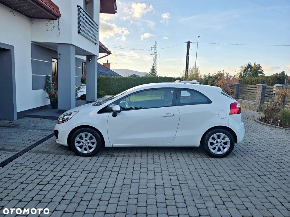 Kia Rio 1.1 CRDI Business Line - 4