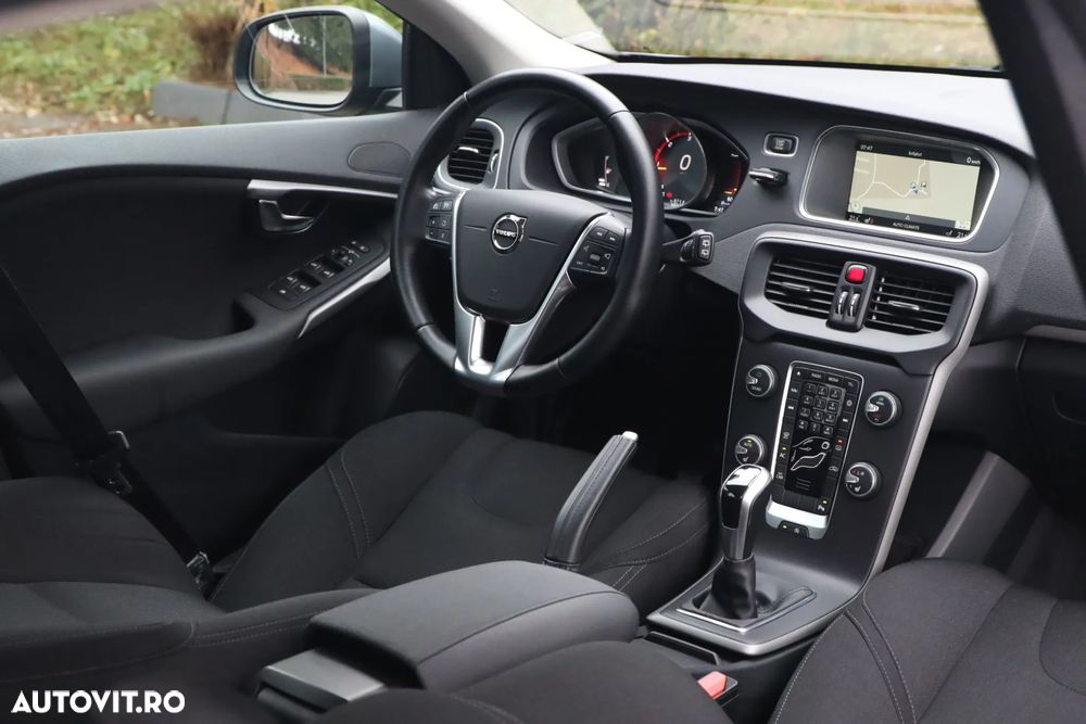 Volvo V40 D2 Kinetic - 7