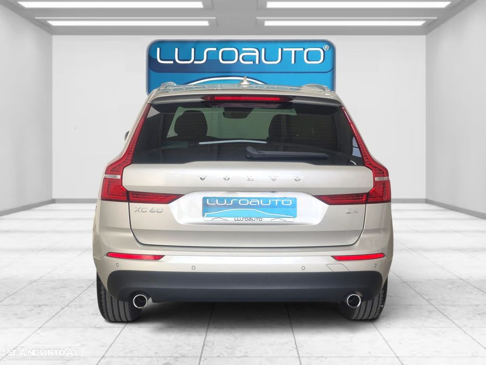 Volvo XC 60 2.0 D4 Momentum Plus Geartronic - 7