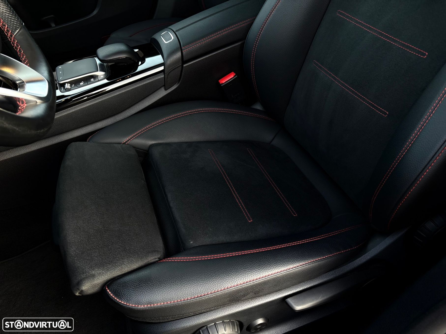 Mercedes-Benz CLA 250 e Shooting Brake AMG Line - 18
