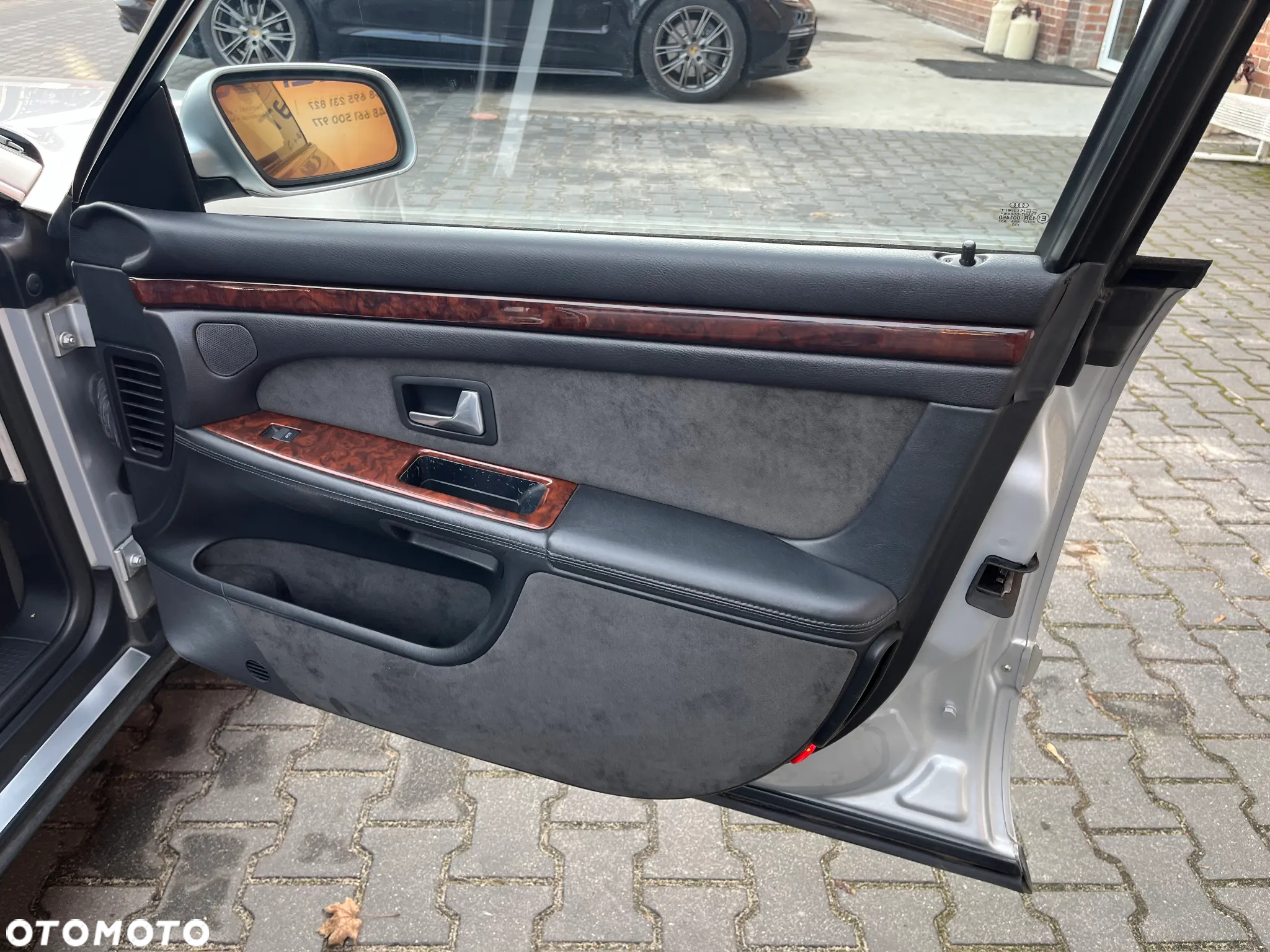 Audi A8 - 35