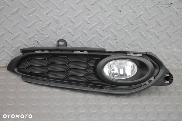HALOGEN  ATRAPA KRATKA PRAWA PRAWY PRZÓD HONDA HR-V II