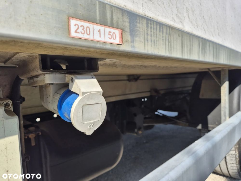 Chłodnia 6 palet 3.5m Carrier Pulsor 400, zasilanie stacjonarne 230v, stan bdb! - 5