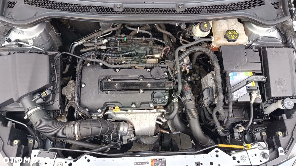 Opel Astra 1.4 Turbo Active - 34