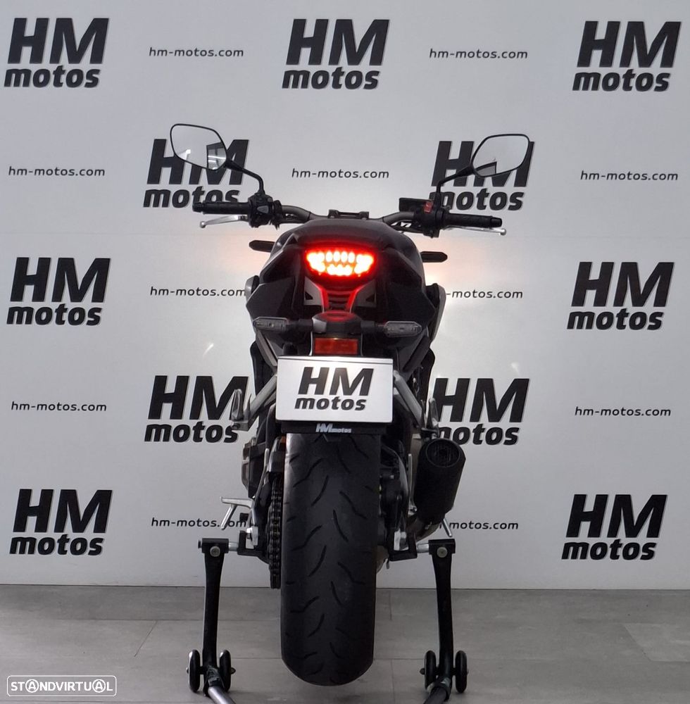Honda CB 650 R - 6