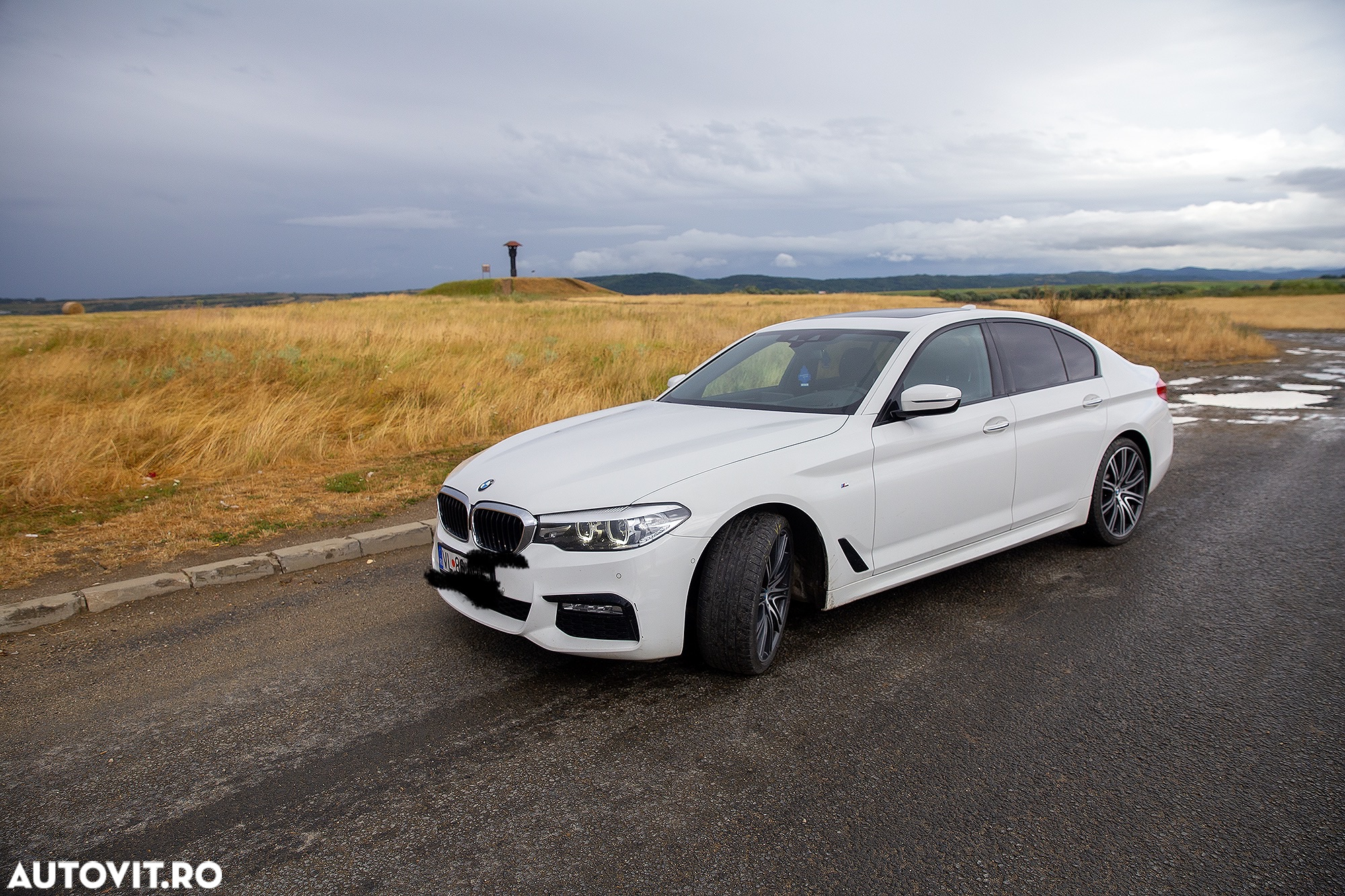 BMW Seria 5 520d xDrive AT - 14