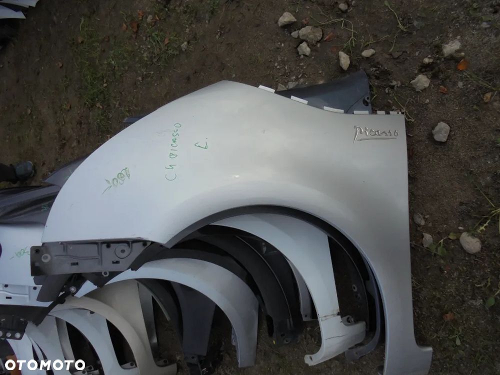 CITROEN C4 PICASSO BŁOTNIK LEWY - 1