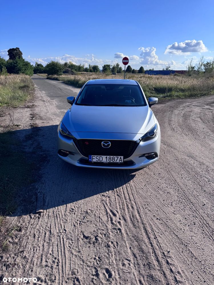Mazda 3 - 4