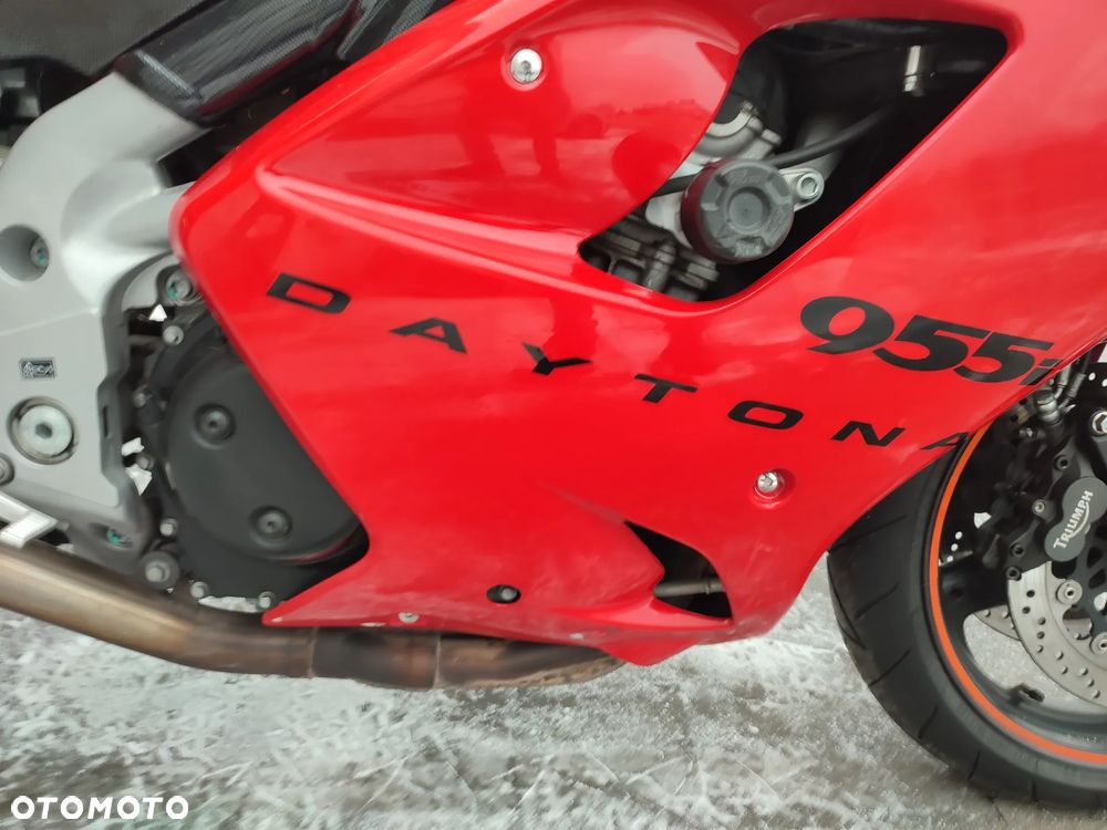 Triumph Daytona - 21